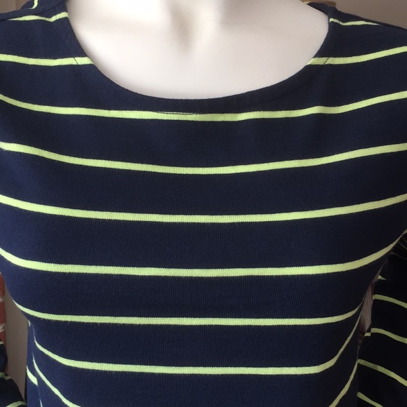 Gap top - Picture 2 of 5